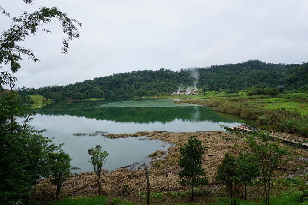 Green Lake Linow Tomohon Exterior photo